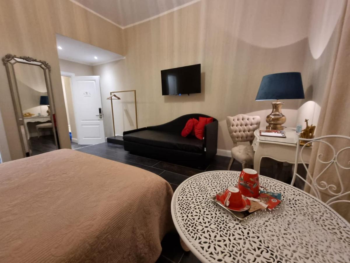 Ex Voto Guest House Napoli Bagian luar foto