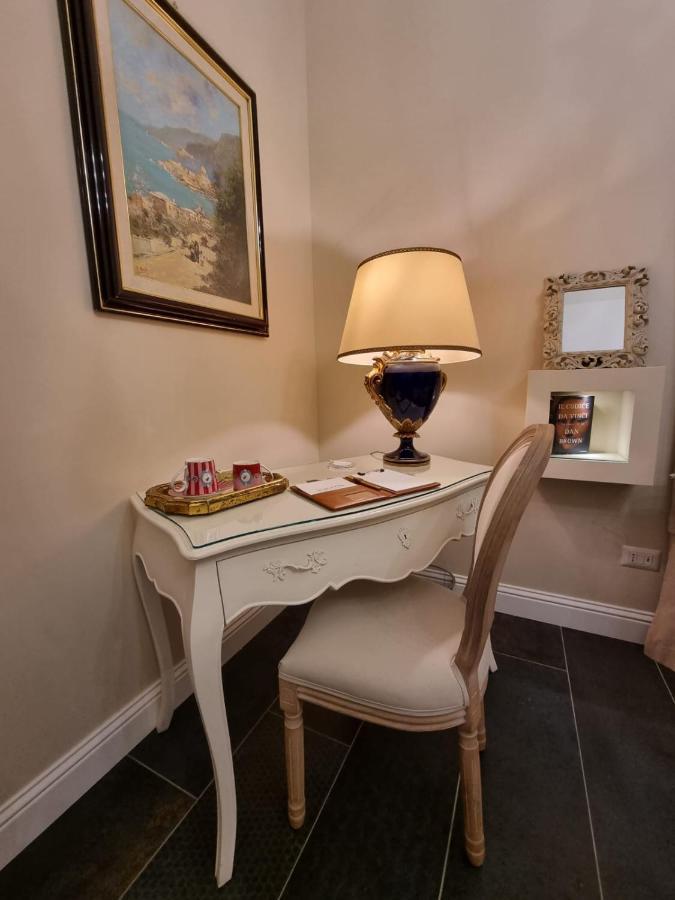 Ex Voto Guest House Napoli Bagian luar foto
